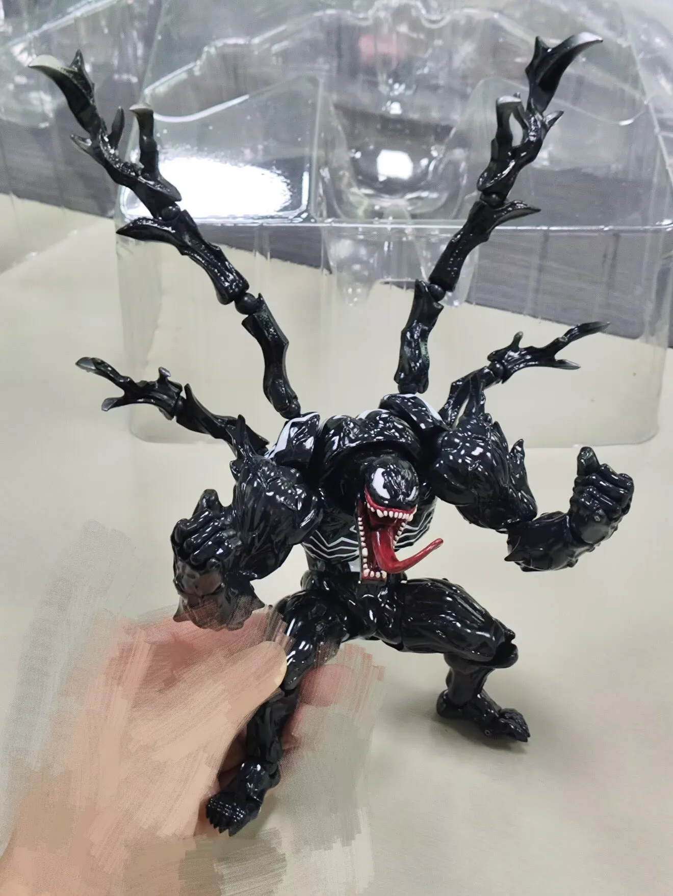 New PC Toys Black Ver Blue Ver Venom Amazing Yamaguchi Venom Black Ver Venom Solid Color Ver Venom Action Figure Gifts Toys