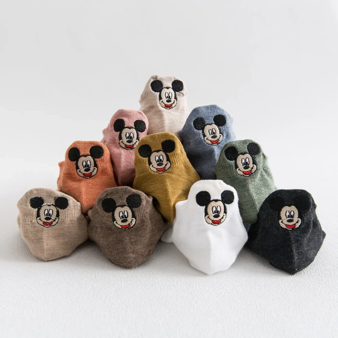 Повседневные женские носки Disney с изображением животных Микки Мауса, милые хлопковые носки в стиле Харадзюку с забавной вышивкой для девочек