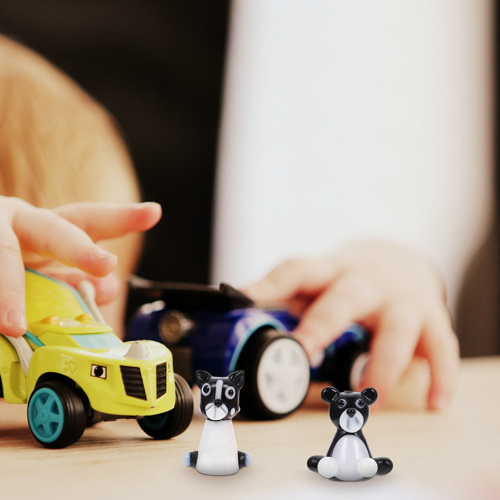 

6Pcs Glass Dog Ornament High Class Material Not Easy to Break Creative Unique Gift Glass Dog Decor Home Adornment