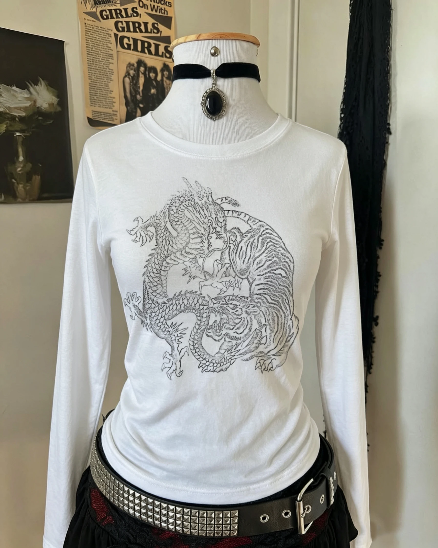 Y2K Grunge Oriental Dragon Tiger Fighting Print Long Sleeve Shirt Women Chinese Animal Graphic Aesthetic Long Sleeve Tops
