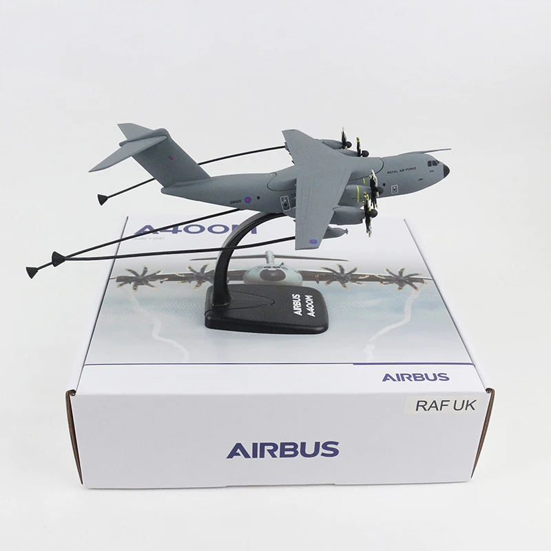 1:200 Scale Airbus A400M House Color Aircraft Model Transport Plastic Plane Display Collection Boy Gift Toys Original Box