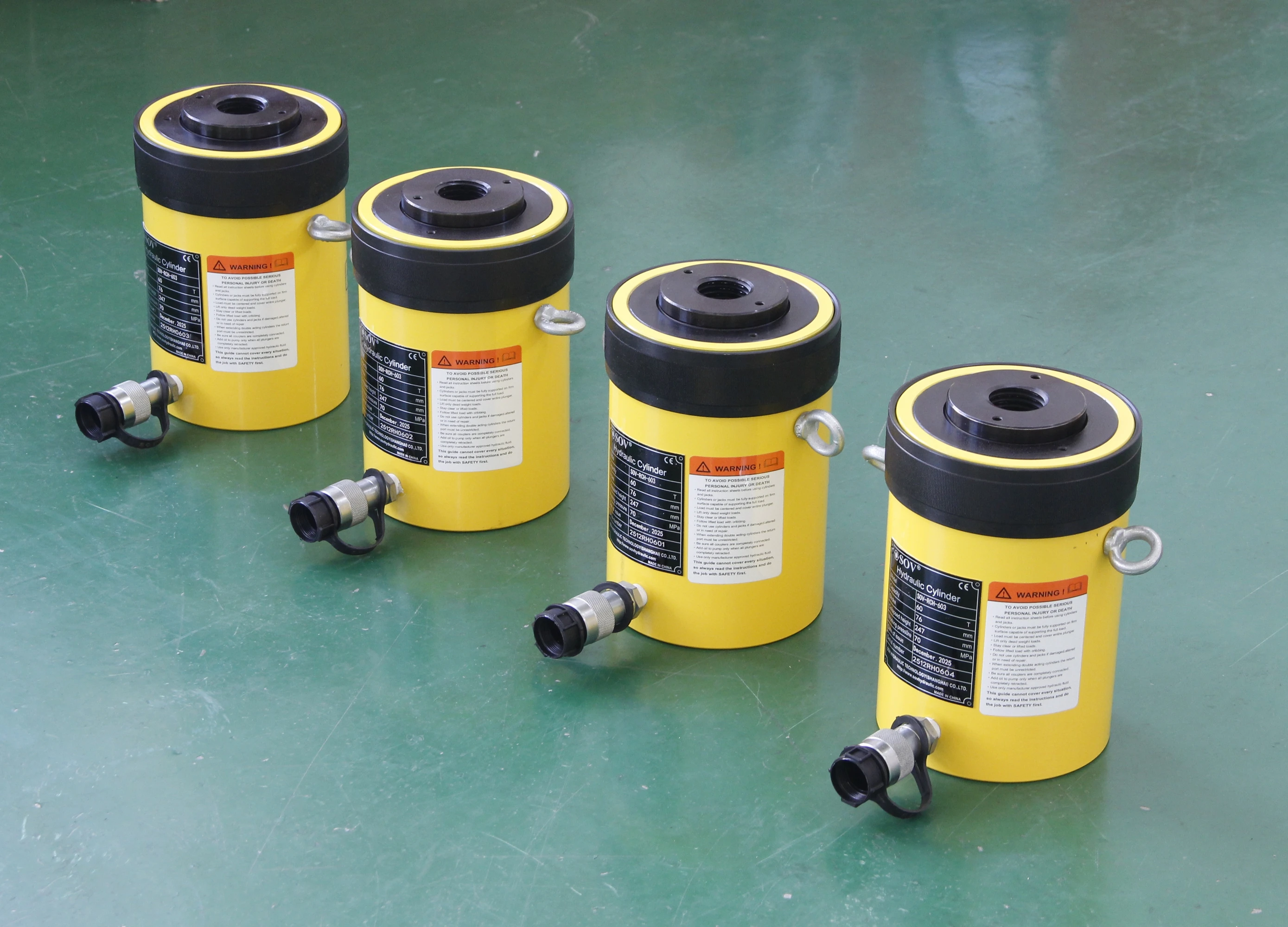 

Гидравлический цилиндр-домкрат ENERPAC RCH-606 одностороннего действия с полым плунжером, 60Т, 700 бар