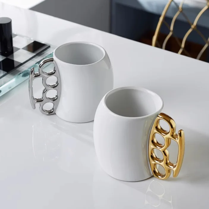 Finger Tiger Mug,Brass Knuckles Explosion Proof Boxing Cup,Solid Color Curved Irregular High Temperature Resistant Water Cup