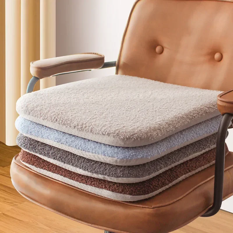 yesMemory Cotton Teddy Velvet Chair Cushion Thick Warm Office Cushions for Prolonged Sitting Ultra Soft Solid Hip Pad with Zippe
