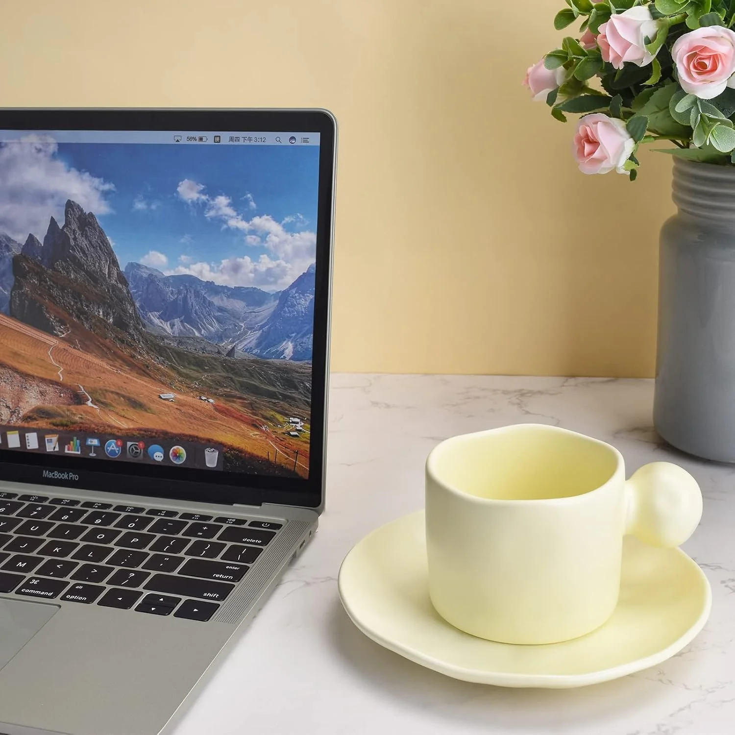 Ceramic Coffee Mug with Saucer Set, Cute Round Handle Cup with Flower Saucer for Office and , Dishwasher and Microwave Safe, 8.5