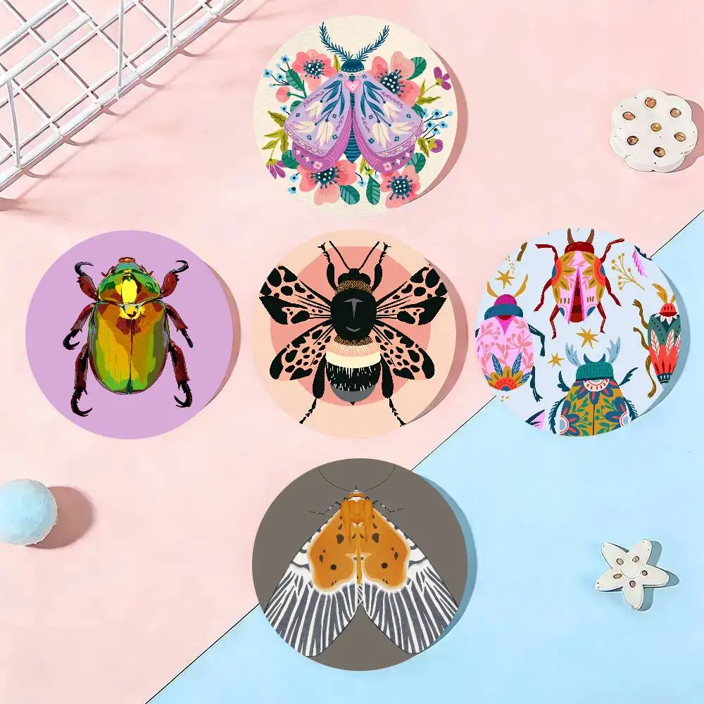 Butterfly Art Ladybug Tiger Moth Beetle Badge Tinplate Meme Round Brooch For Hat Bag Creative Lapel Jewelry Accessories Gifts