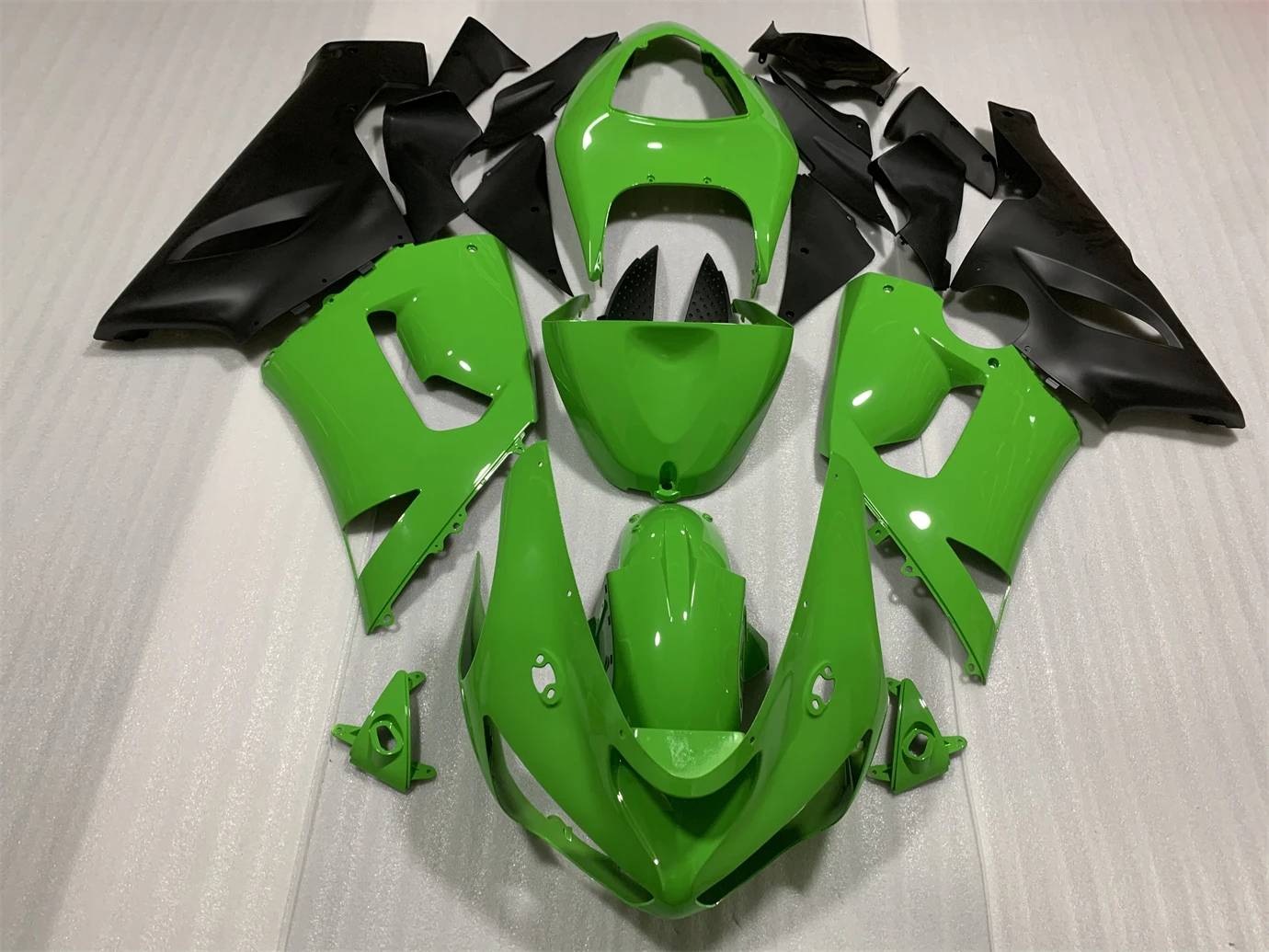 Motorcycle Fairing Kit Suitable for Kawasaki ZX-6R 05-06 Year 636 2005 2006 Fairing Green Black