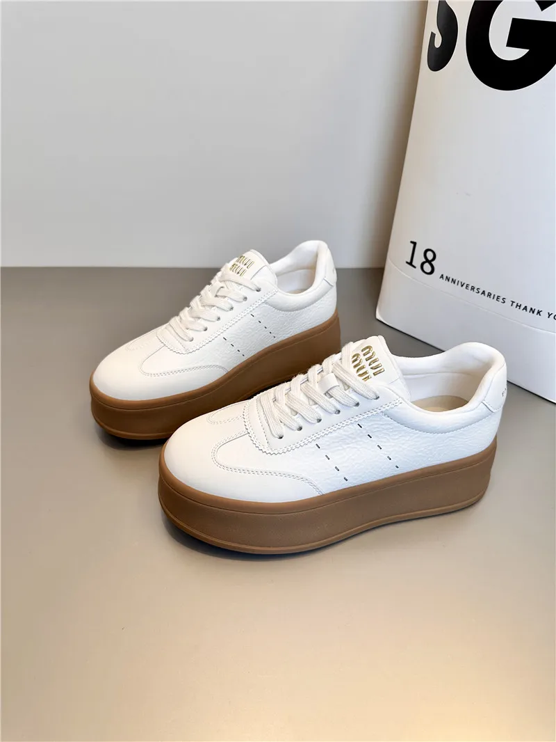 Luxury White Shoes 2025 Platform Flat Loafers Shoes For Women Thick Sole Casual Corduroy Board Shoes Travel Walking Sports Shoes