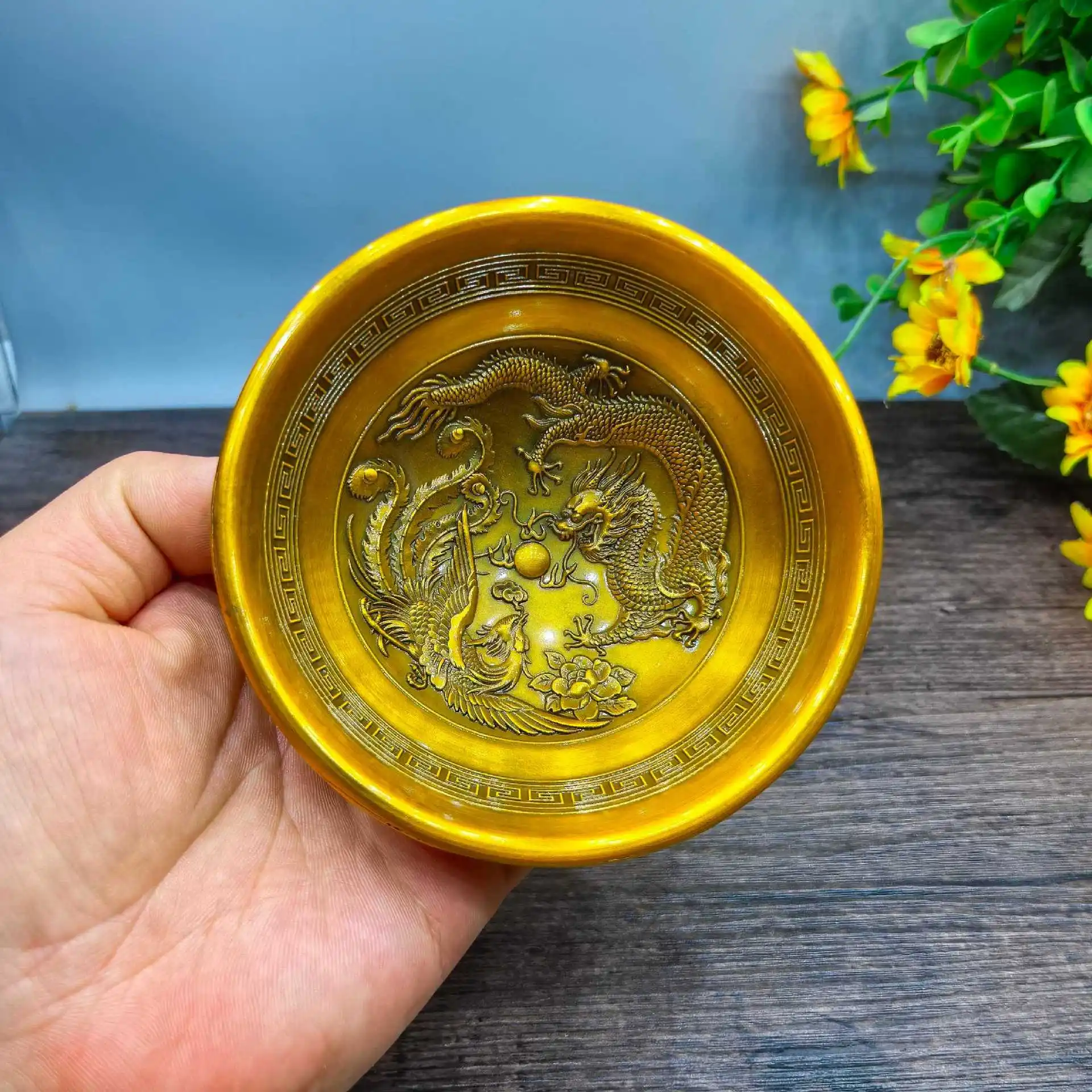 Vintage Brass Bowl Embossed Dragon Phoenix Pattern Metal Treasure Basin Chinese Style Desktop Home Decor Ornament
