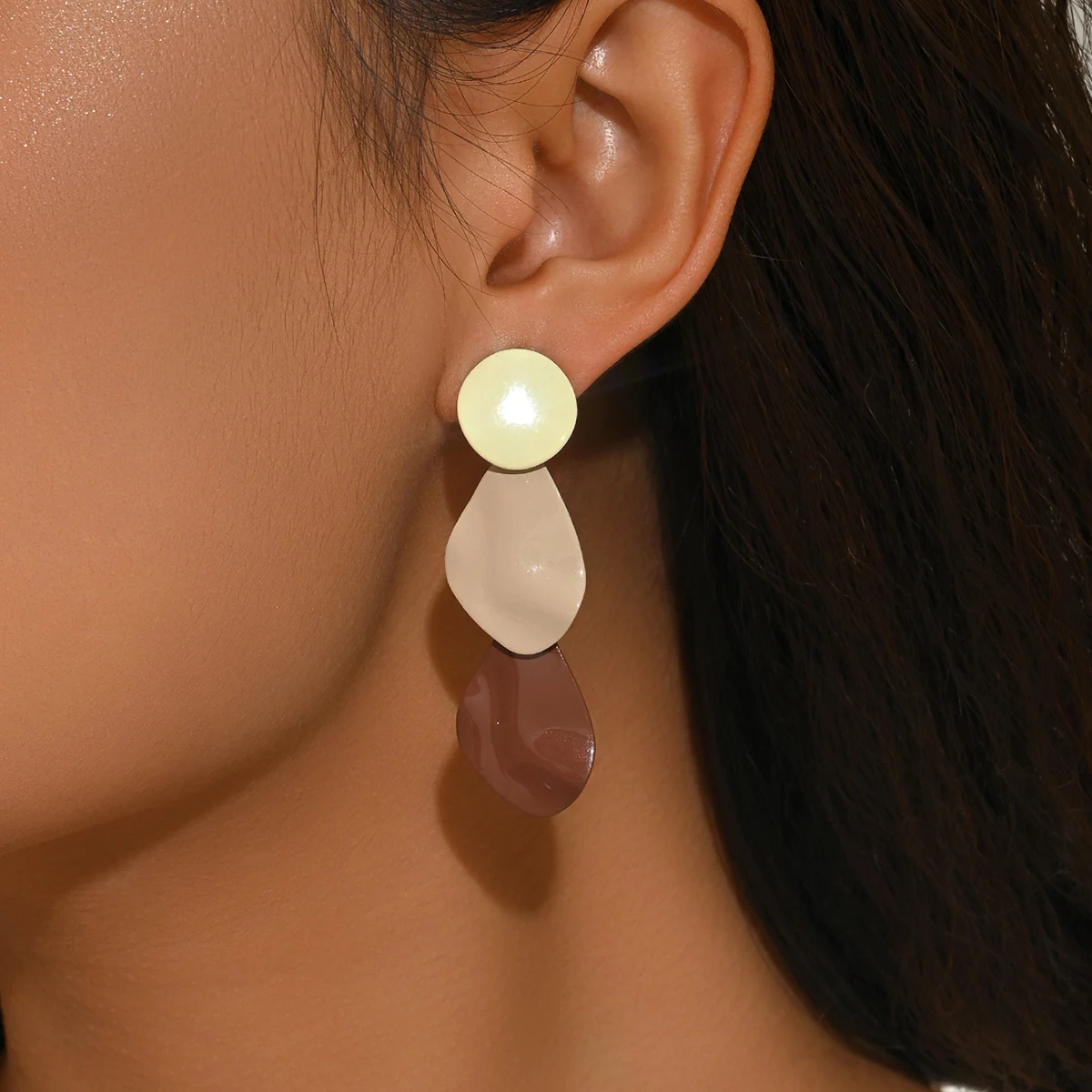 A Pair Of Elegant A…