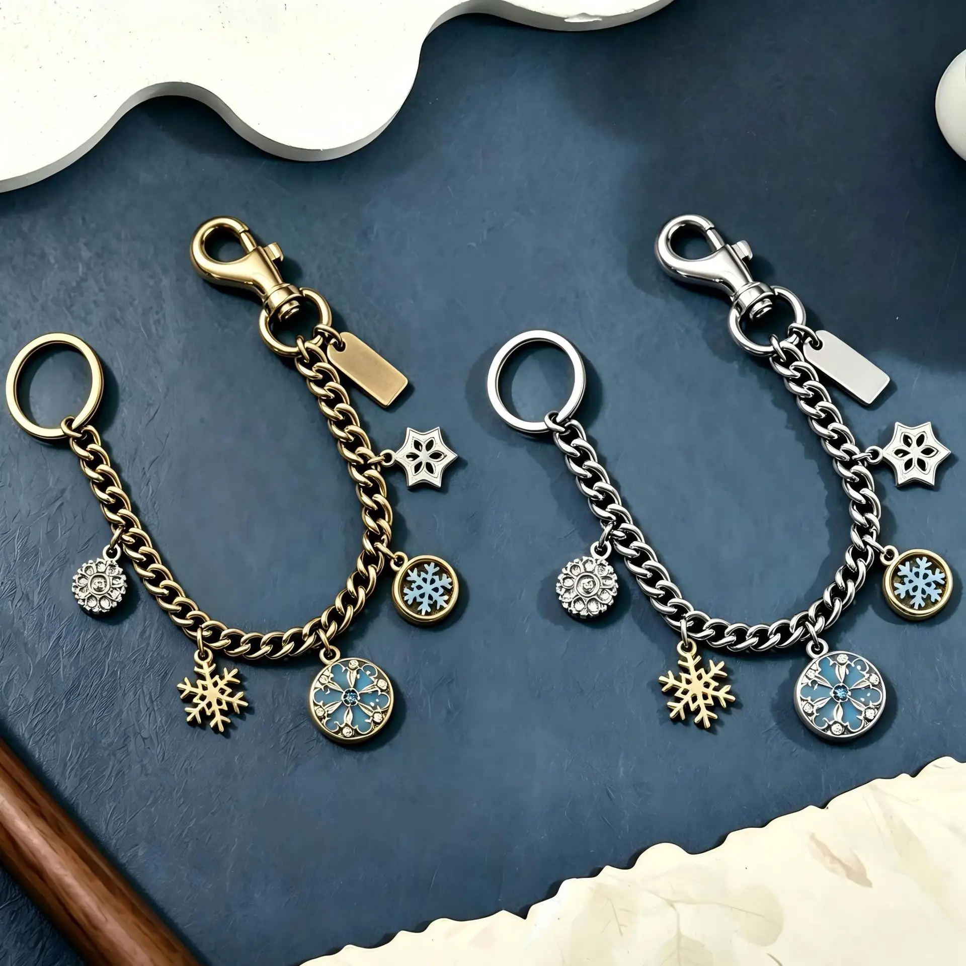Bag Charm Alloy Metal Snowflake Chain Keychain Winter Fashion Decoration Pendant Gift For Women Girls Handbag Accessories