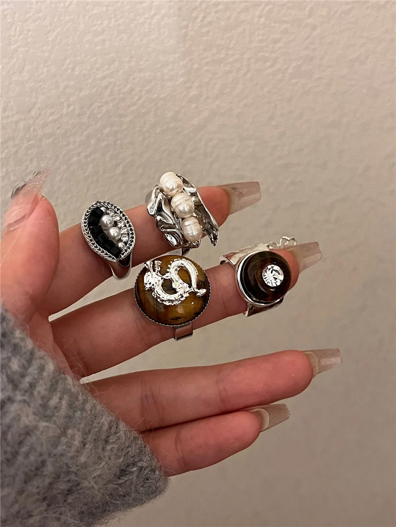 2024 yeni moda el yapımı ejderha ve kaplan gözü taş inci yüzük kadınlar için Ms zarif günlük takı Retro seyahat aksesuarları