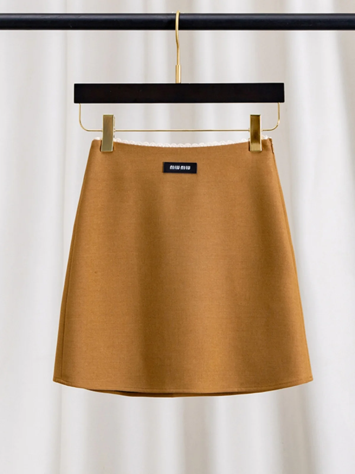 

Юбка А-силуэта с высокой талией и кружевной отделкой, женская короткая юбка, облегающий крой, модный пэчворк, повседневный стиль, шерстяная смесь