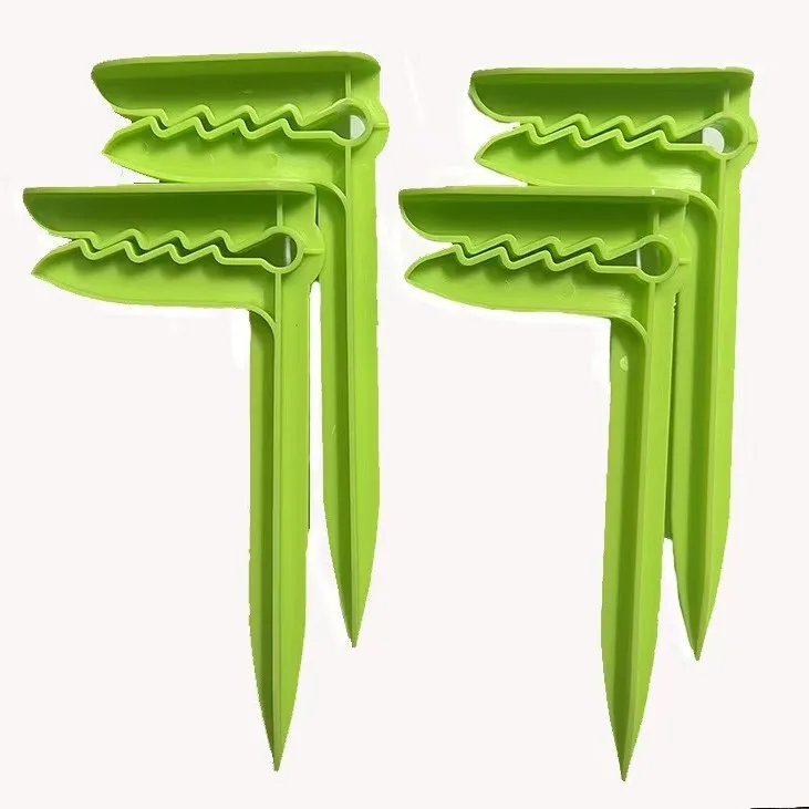 Outdoor Beach Towel Holder Beach Mat Holder Towel Holder Plastic Outdoor Picnic Mat Holder Windproof Tent Holder Camping Tools