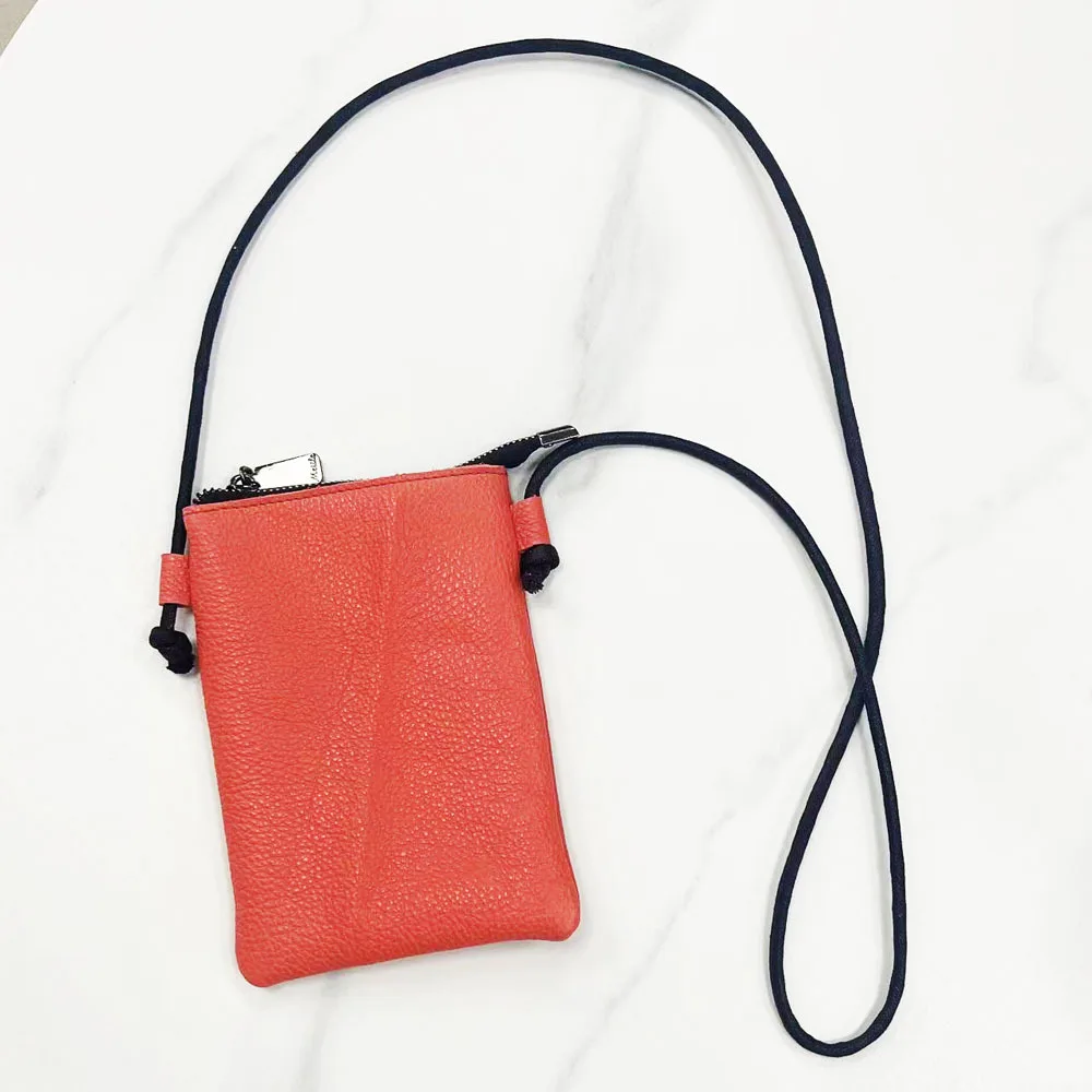 2024 Head Cowhide Casual Crossbody Bag Męska i damska smycz Torba na telefon komórkowy Zmień torebki i torebki Crossbody