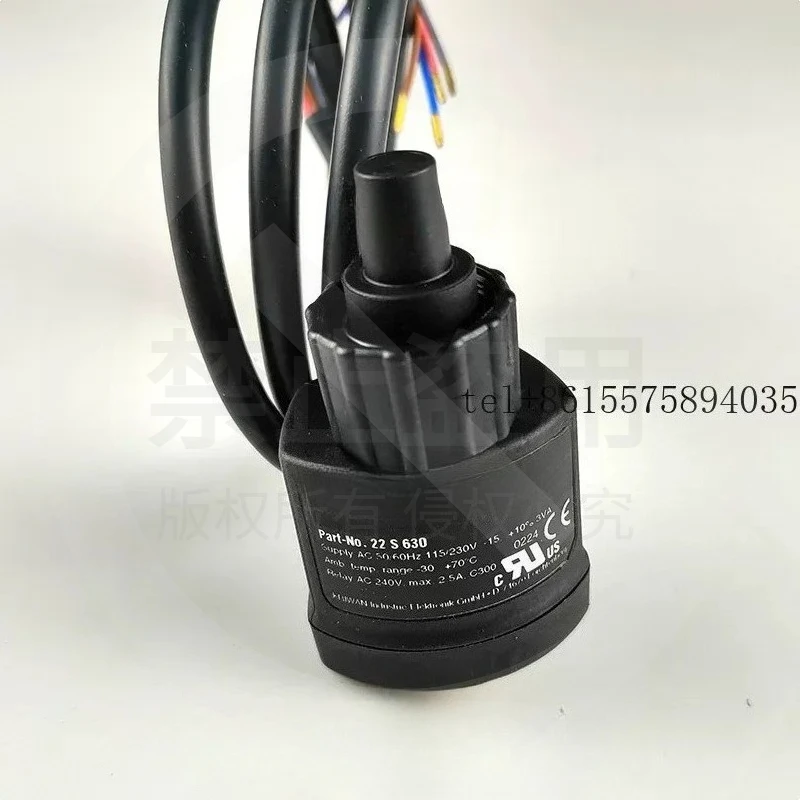 hot Electronic Differential Oil Pressure Switch Delta-P II 22D570 BITZER Piston Compressor 34731711