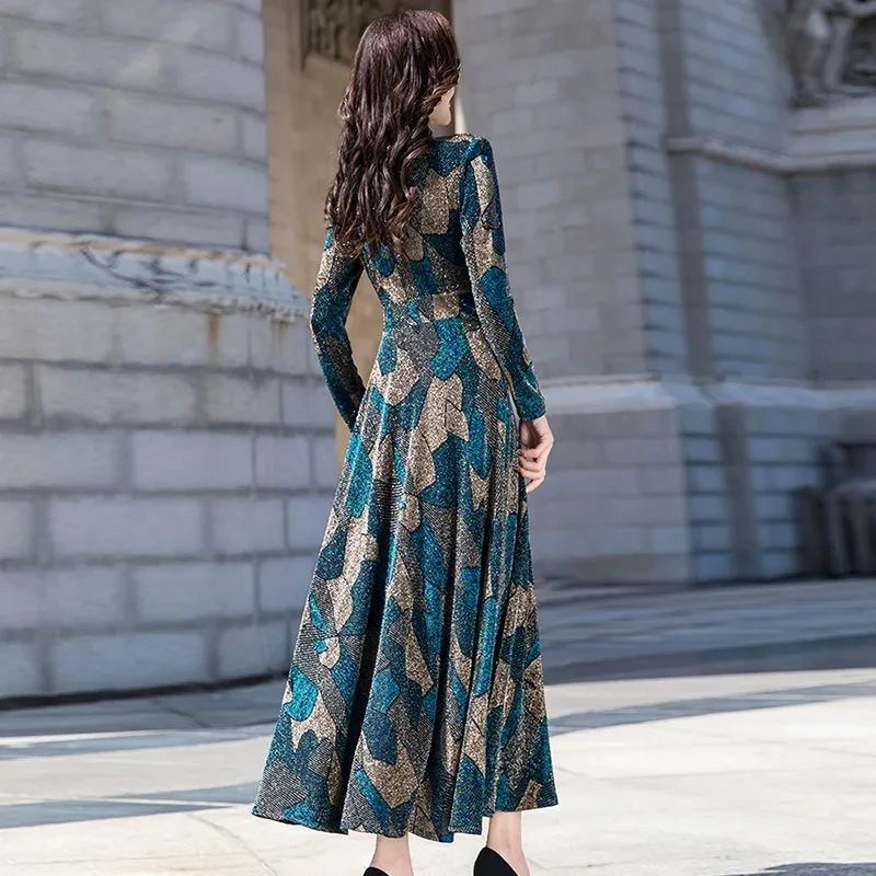 

Autumn New Dress Women's 2022 Fashion Printing V-Neck Waist Slim Travel Holiday Swing A-Line Dress Temperament Ladies Dresses