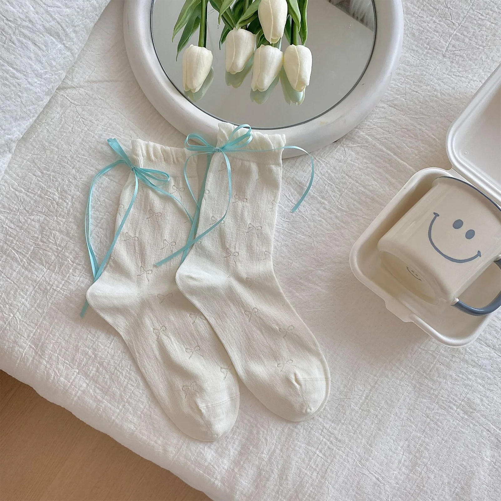 3 คู่ผู้หญิงฤดูร้อนถุงเท้าผีเสื้อโบว์กลวงออกถุงเท้าข้อเท้าลูกไม้ตัดแต่งริบบิ้นรายละเอียดสำหรับผู้หญิงฤดูร้อนแฟชั่นรองเท้า