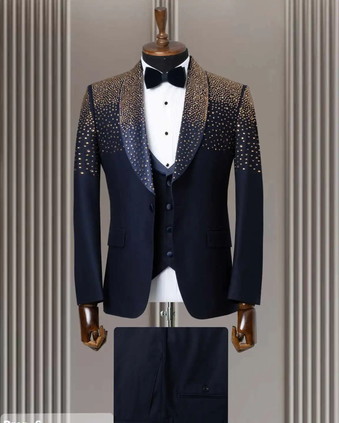 Sparkly ผู้ชายชุด 3 ชิ้นลูกปัด Blazer Peaked Lapel เดี่ยวงานแต่งงาน SLIM FIT เพชร CUSTOM Made PLUS ขนาด