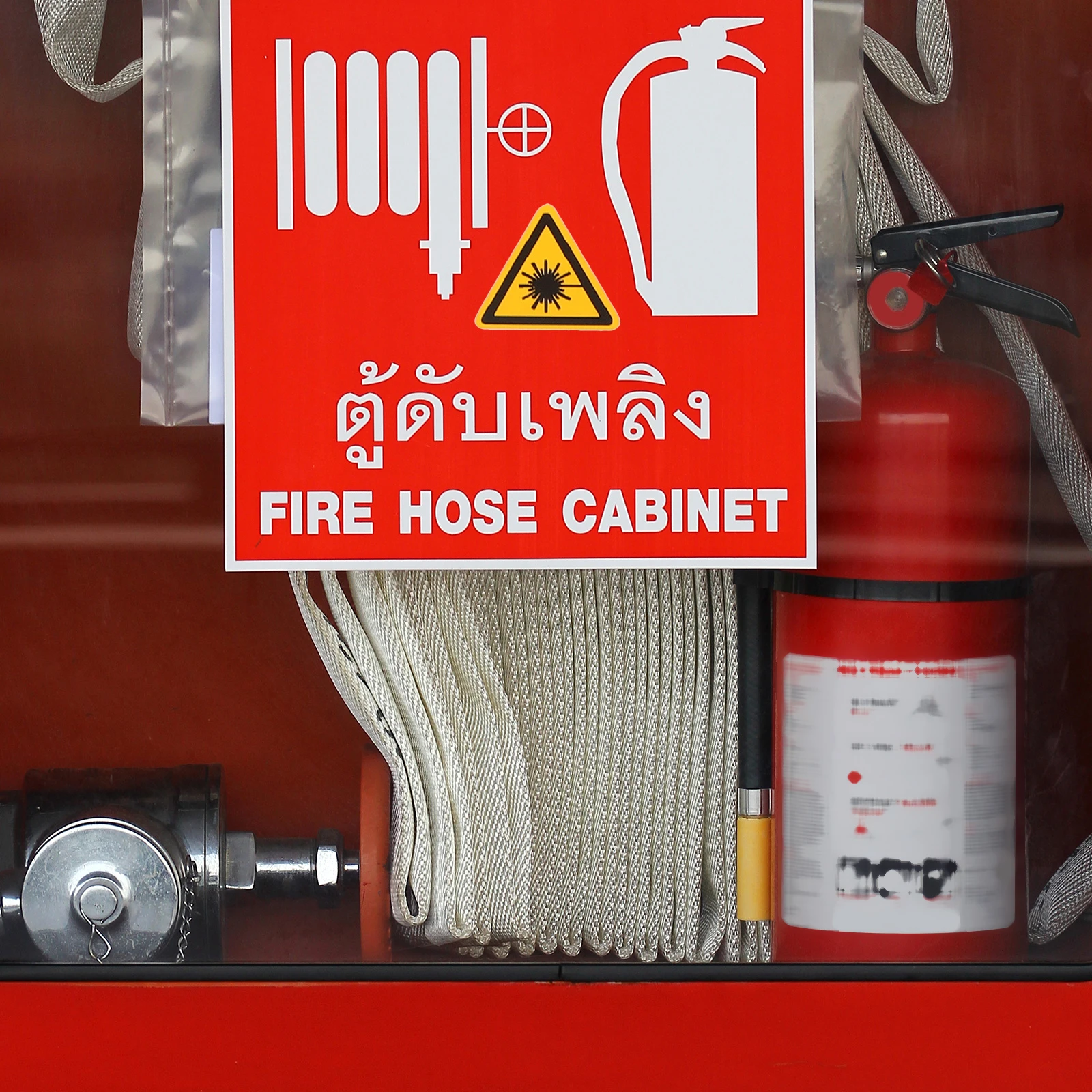 

50Pcs Laser Warning Sticker Durable PVC Adhesive Safety Sign Decal Triangle Cautious Label Warning Stickers Laser Cautious Sign