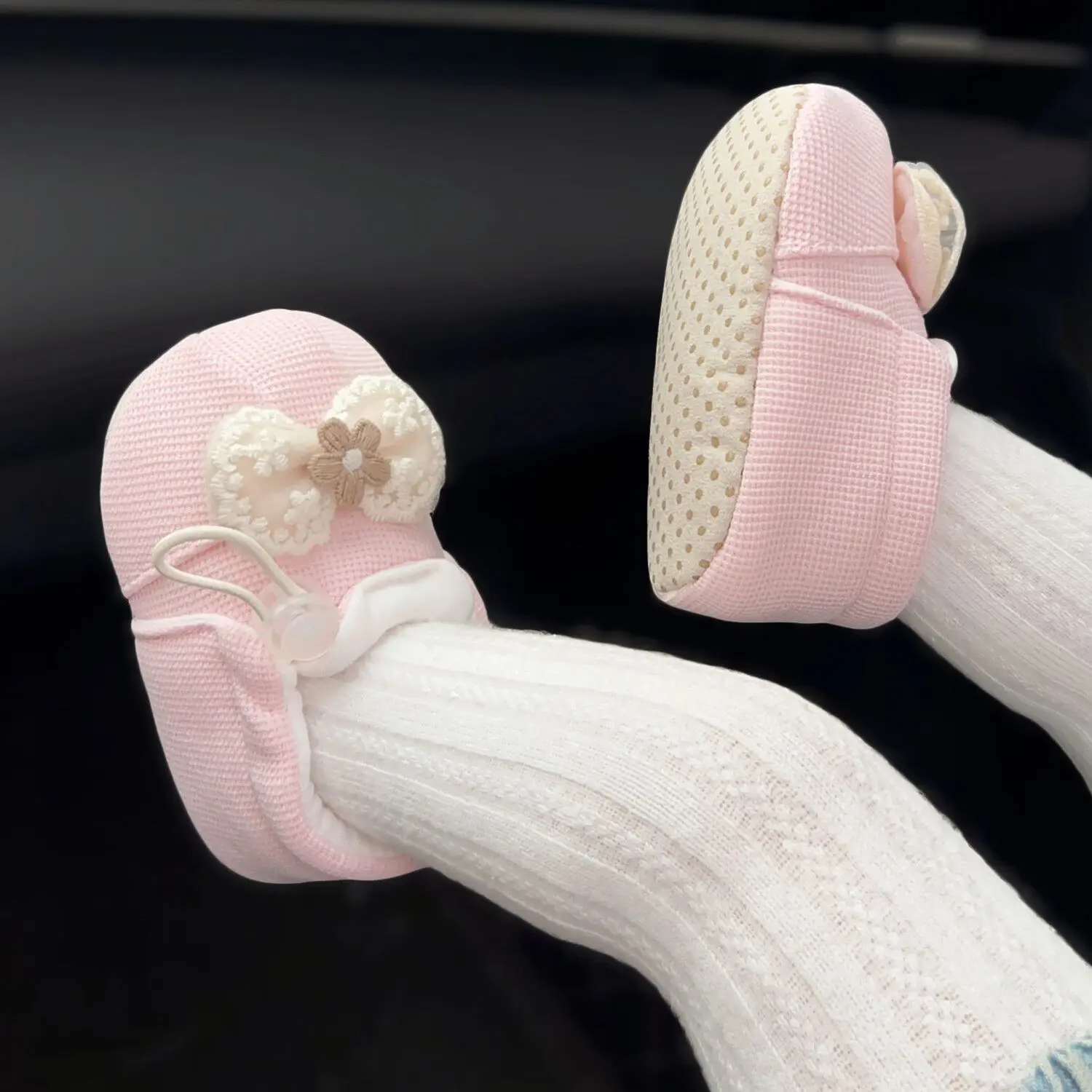 

Girls Toddler Walking Shoes 6-12 Months Non Slip Soft Sole Adjustable Straps Indoor Spring Autumn Baby Shoes