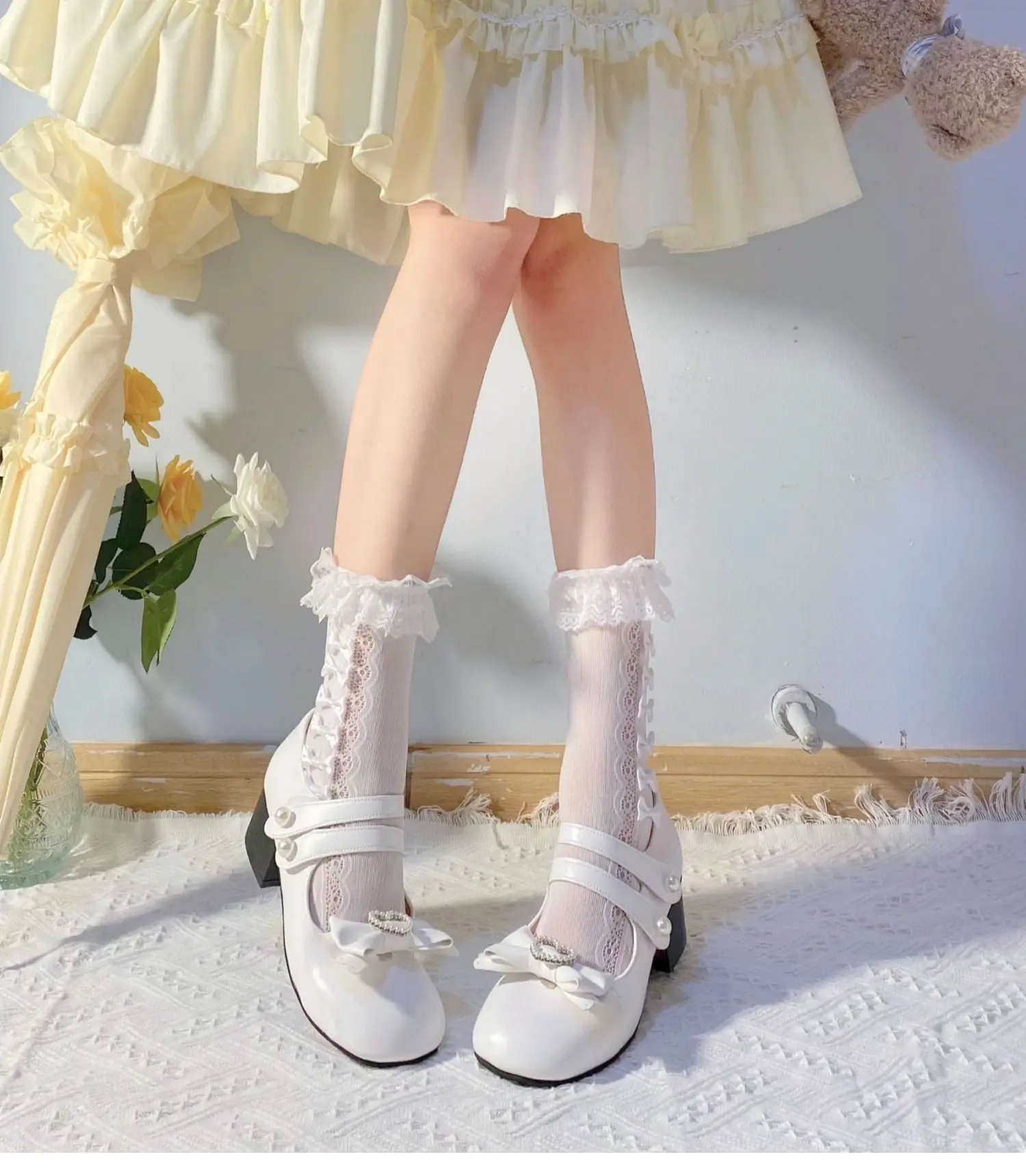 Original Designer Lolita Mesh Lace Mid Length Socks Girly Autumn Harajuku Sweet Cute JK Fashion Bow White Socks Women Calf Socks