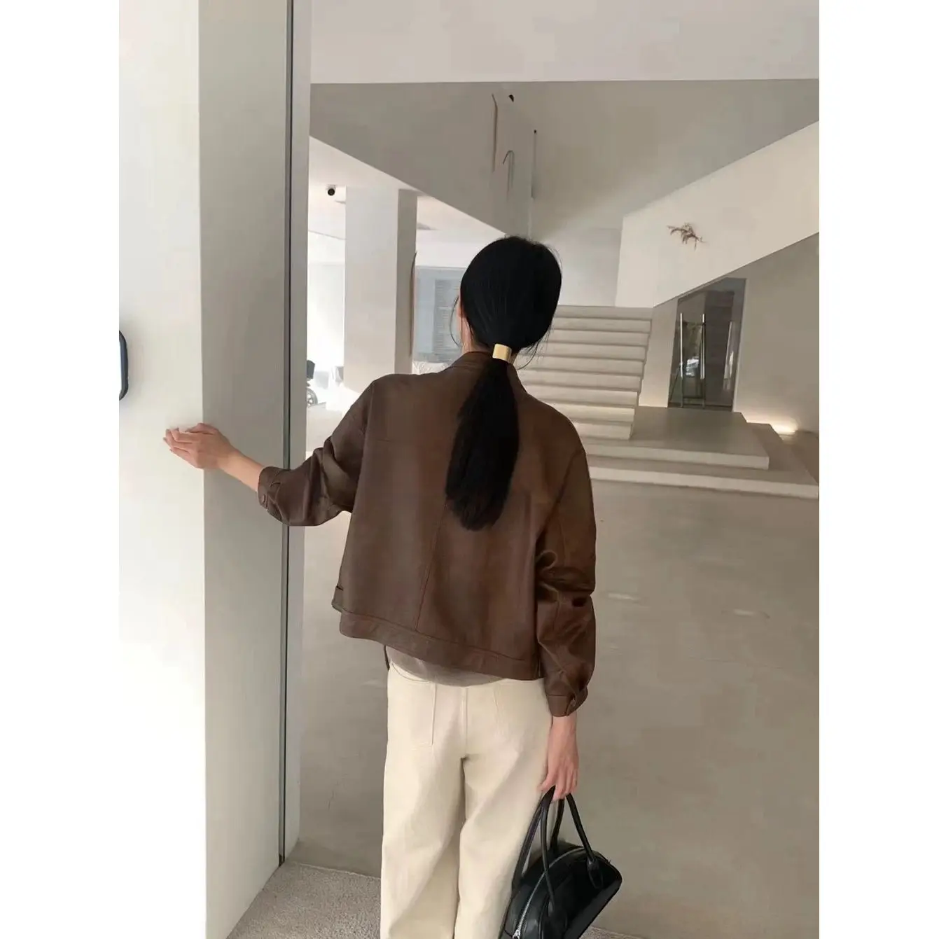 Retro Stand Up Collar Zipper Leather Motorcycle Suit For Women 2025 Spring And Autumn Loose Jacket Fashion Jacket