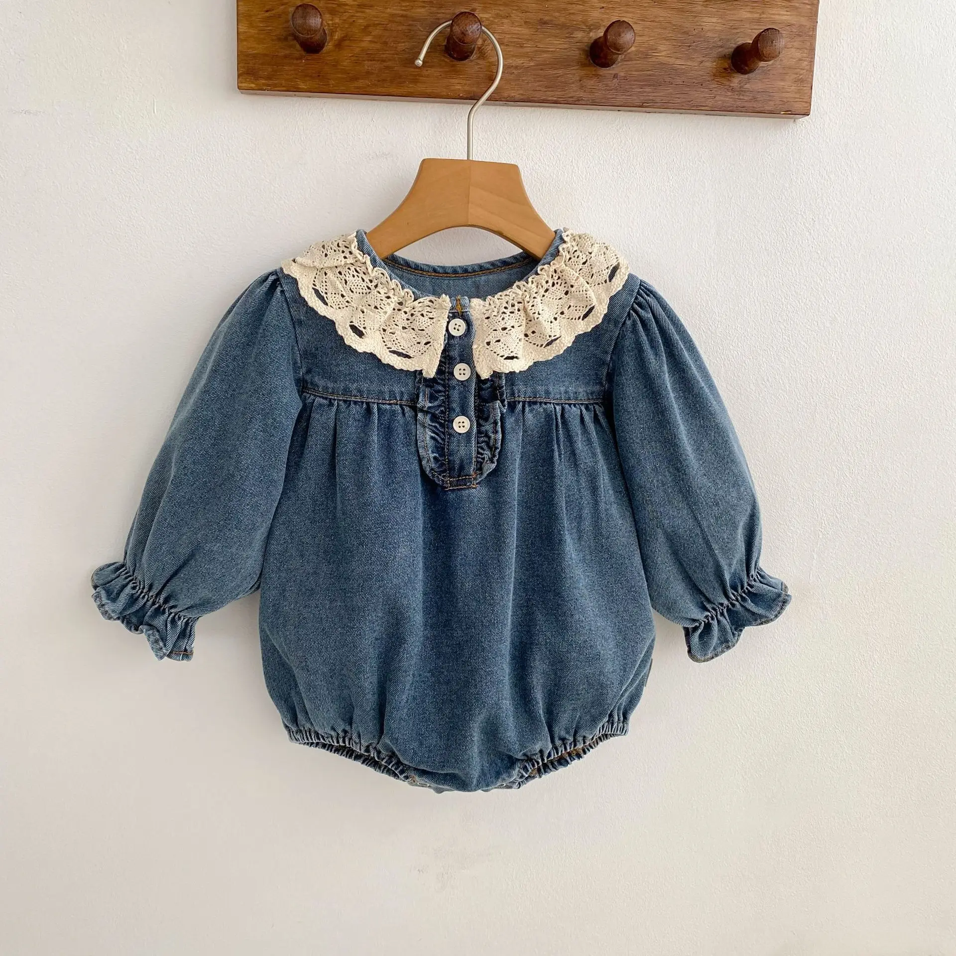 Girls' Onesie 2026 Autumn and Winter New Children's Clothing Korean Style Girl Baby Bubble Long Sleeve Cowboy Onesie