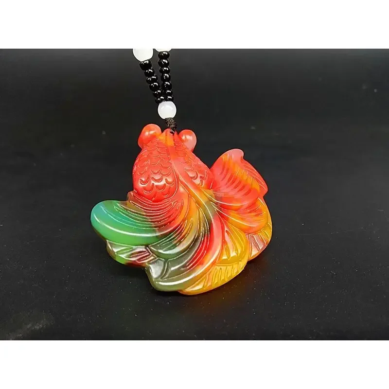 Men\'s and women\'s goldfish pendants are colorful every year, and the pendant is new.