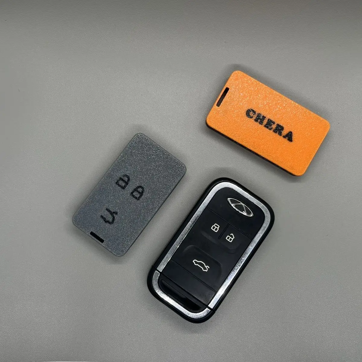 Suitable for Chery Tiggo 8 series car key ultra-thin and ultra light key modification and shell replacement
