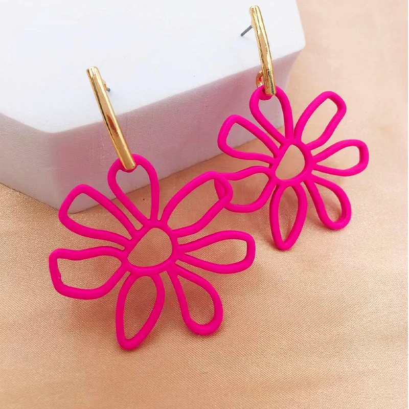 

New Trendy Gold-plated Daisy Drop Earrings Girls Romantic Sweet Flower Tassel Earring Delicate Fashion Jewelry