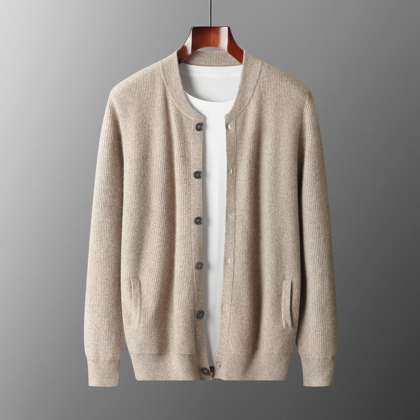 26 New Product Old Money Wind Thickened Baseball Collar Buckle Cardigan 100% Merino Wool Knitted Autumn Winter Warm Casual Coat.