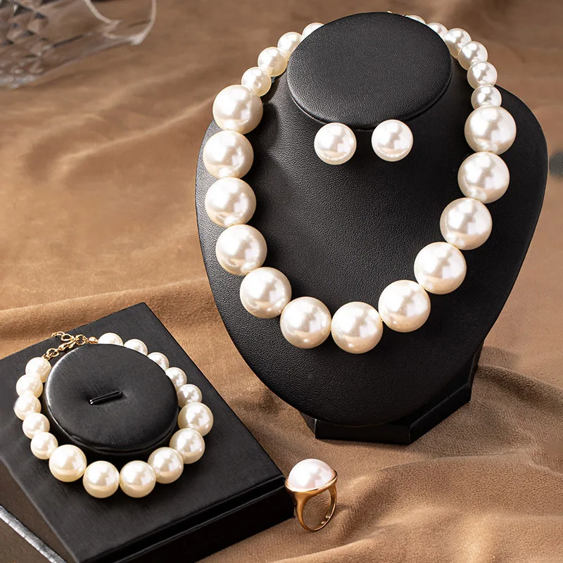 5 pieces of women\'s temperament large pearl earrings, necklaces, bracelets, rings, jewelry sets, banquet parties, holiday gifts