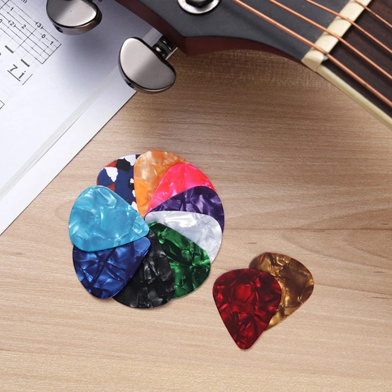 448D Heart Shaped Guitar Pick Pendant Necklace Metal Sliding Pendant Accessories Jewelry for Man Women