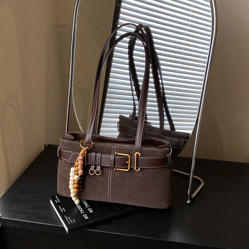 

Korean Niche Underarm Bag Women's New Fall Winter Fashion Commuter Shoulder Bag Simple Versatile Handbag Fashion