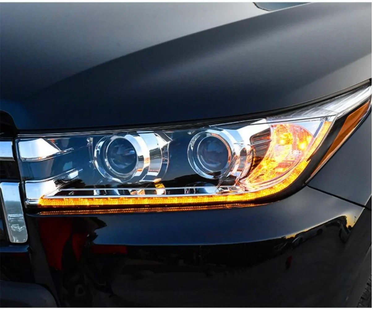 Car LED Headlight Assembly for TOYOTA highlander 2018-20 front lamp DRL daytime running light 2pcs