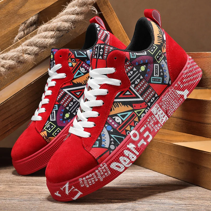 Breathable sports shoes, skateboard shoes, men's heart and music graphic design, couple casual shoes