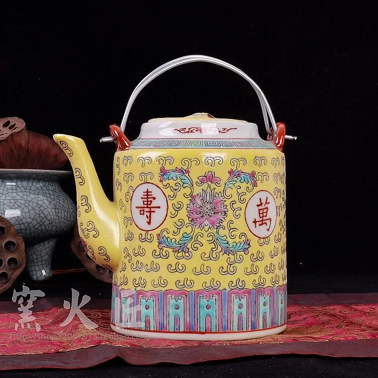 Traditional Chinese Jingdezhen Ceramic Blue and White Porcelain Teapot Red/Green/Yellow Tea Pot Drinkware