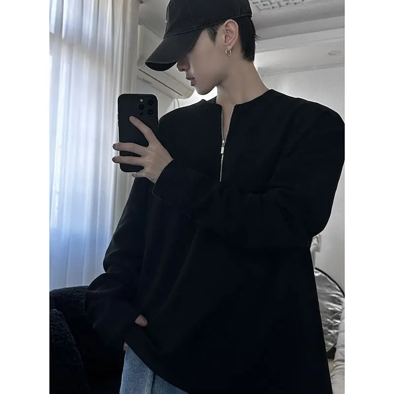 

Mens No Hat Hoodies Man Graphic Suede Brushed Textured Surface Material Fabric Feel Touch Soft Cozy Comfortable Warm Protection