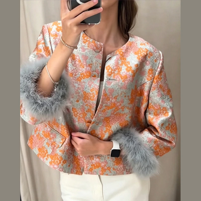 Women Jacquard Floral Tweed Short Jacket Round Neck Single‑breasted Detachable Faux Fur Cuff Retro Luxury Cropped Outerwear Coat
