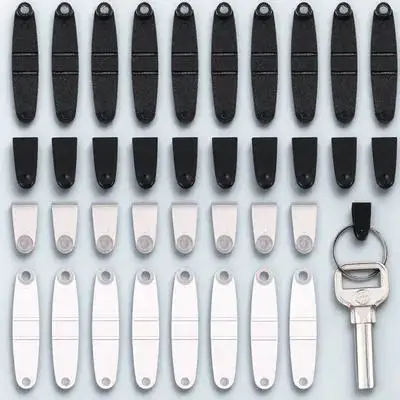 

100pcs Plastic Keychain Clips 50 Transparent 50 Black Durable Reliable Widely Used for Keys ID Badges Phones Backpacks Foldable