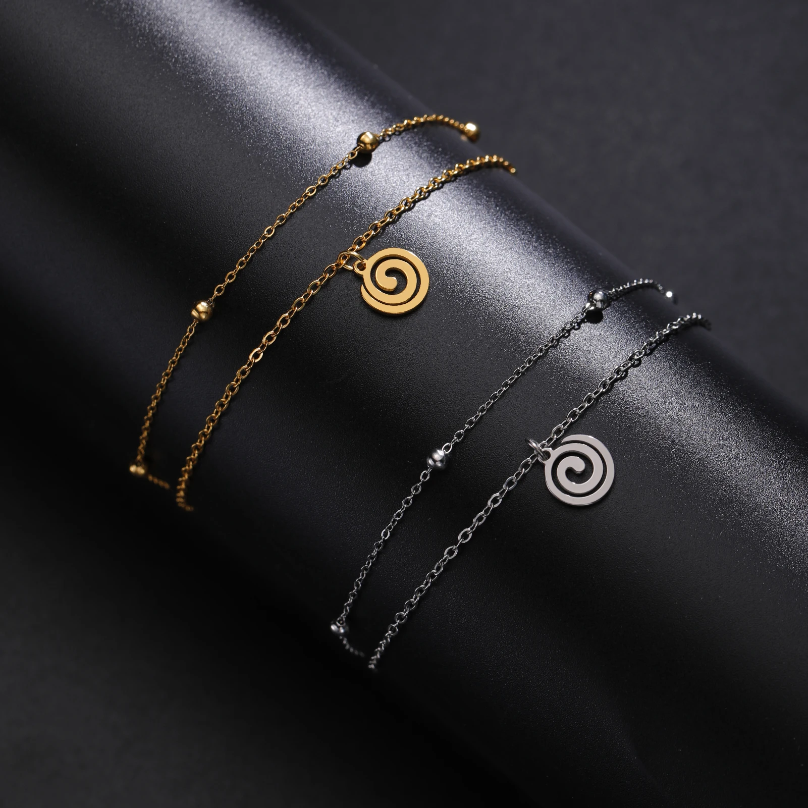 Cazador Spiral Swirl Charm-Armband, Edelstahl, Schmuck, Büroklammer, Kettenarmbänder für Frauen, Geschenk, 2022, Trend, Großhandel, Neu