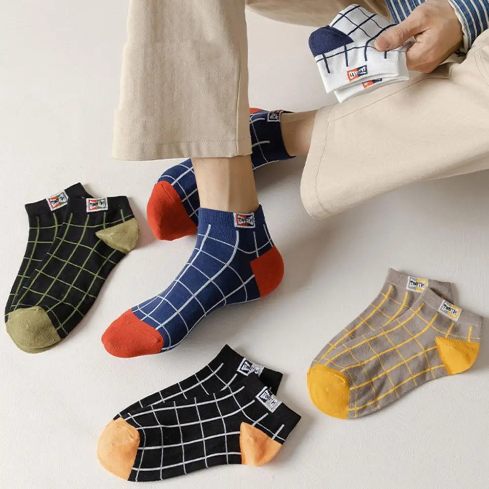 1 Pair Men Socks Low-cut Anti-slip Plaid Print Thick Warm Socks High Elasticity No Odor Soft Four Season Sports Socks