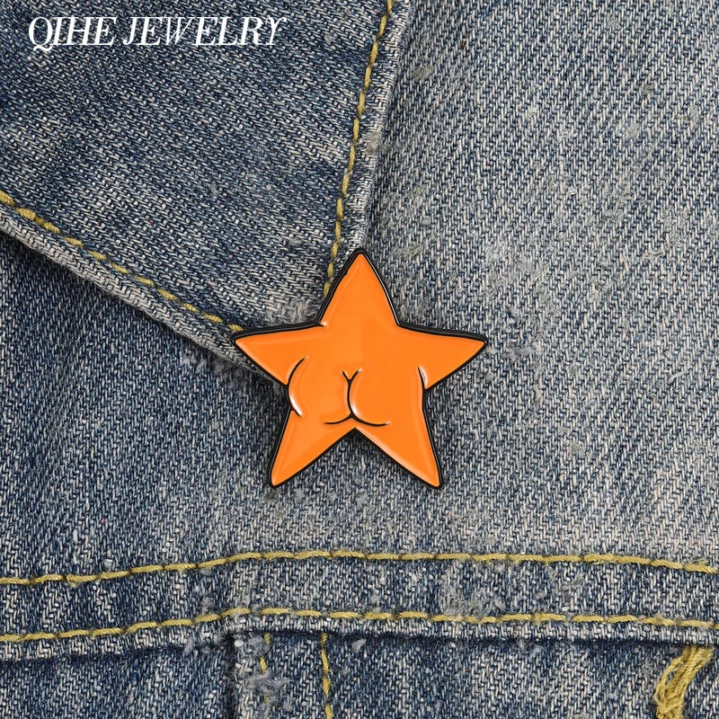 Comedy Anime Starfish Butt Enamel Pin Funny Humor Star Shaped Design Brooches Clothes Lapel Badge Jewelry Gift for Fans Friends