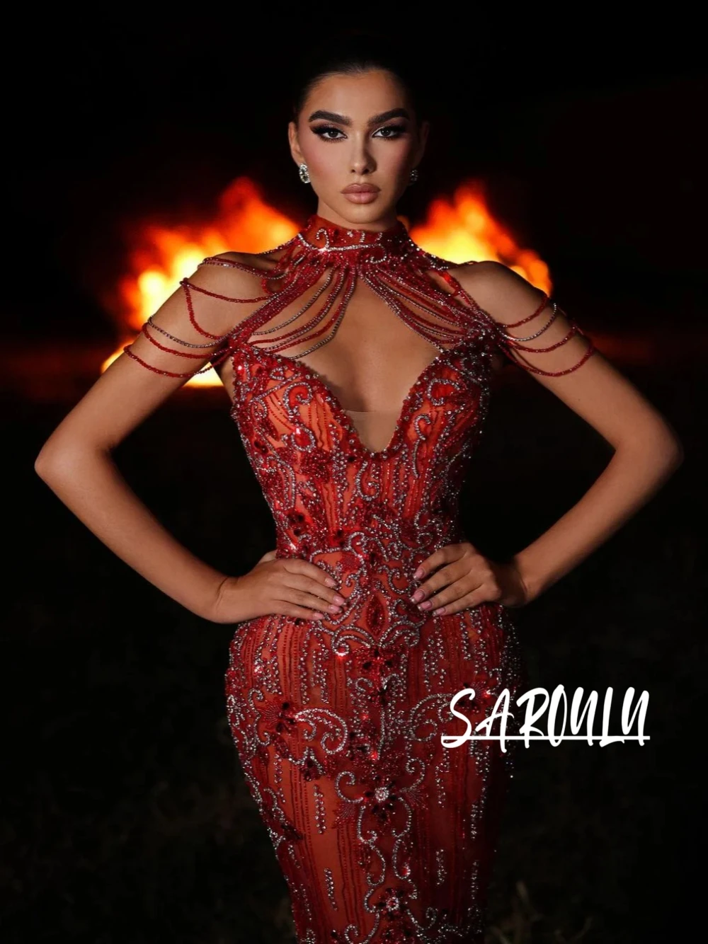 

Red Illusion Bodycon Fit Evening Dress Fashionable Crystals Chains Party Sexy Deep V Neckline Customized Beaded Prom Gown