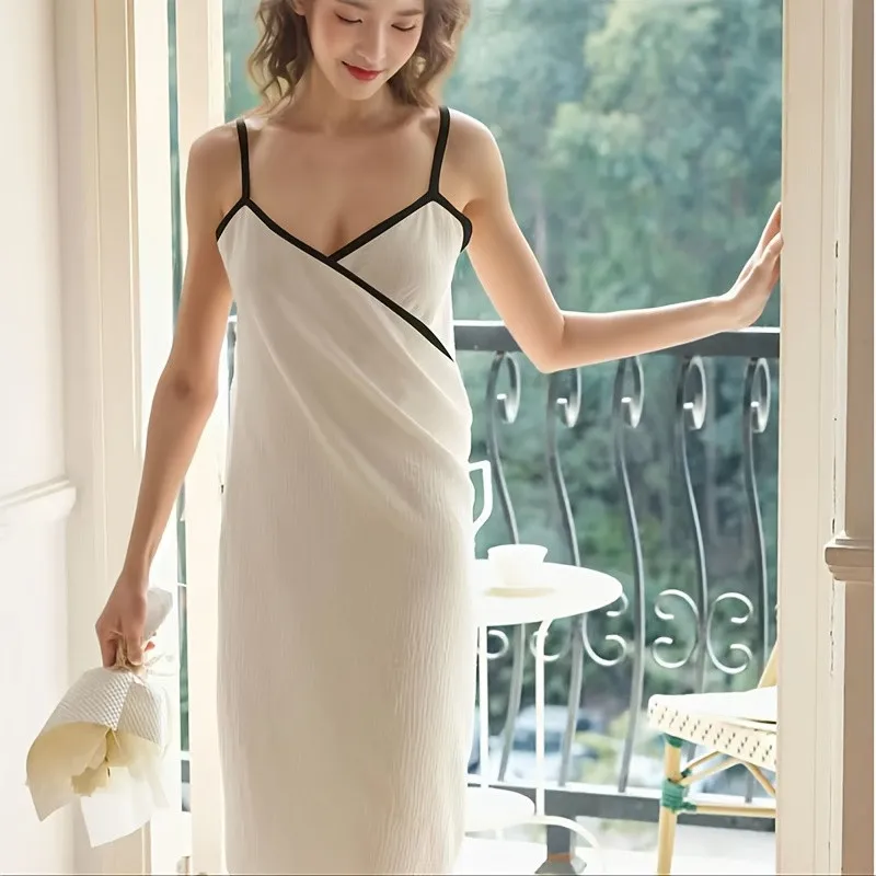 Women Gauze Bath Dress 1pc Black White Contrast Camisole Bathrobe, Soft Absorbent Wearable Bath Towel for Shower Spa Home