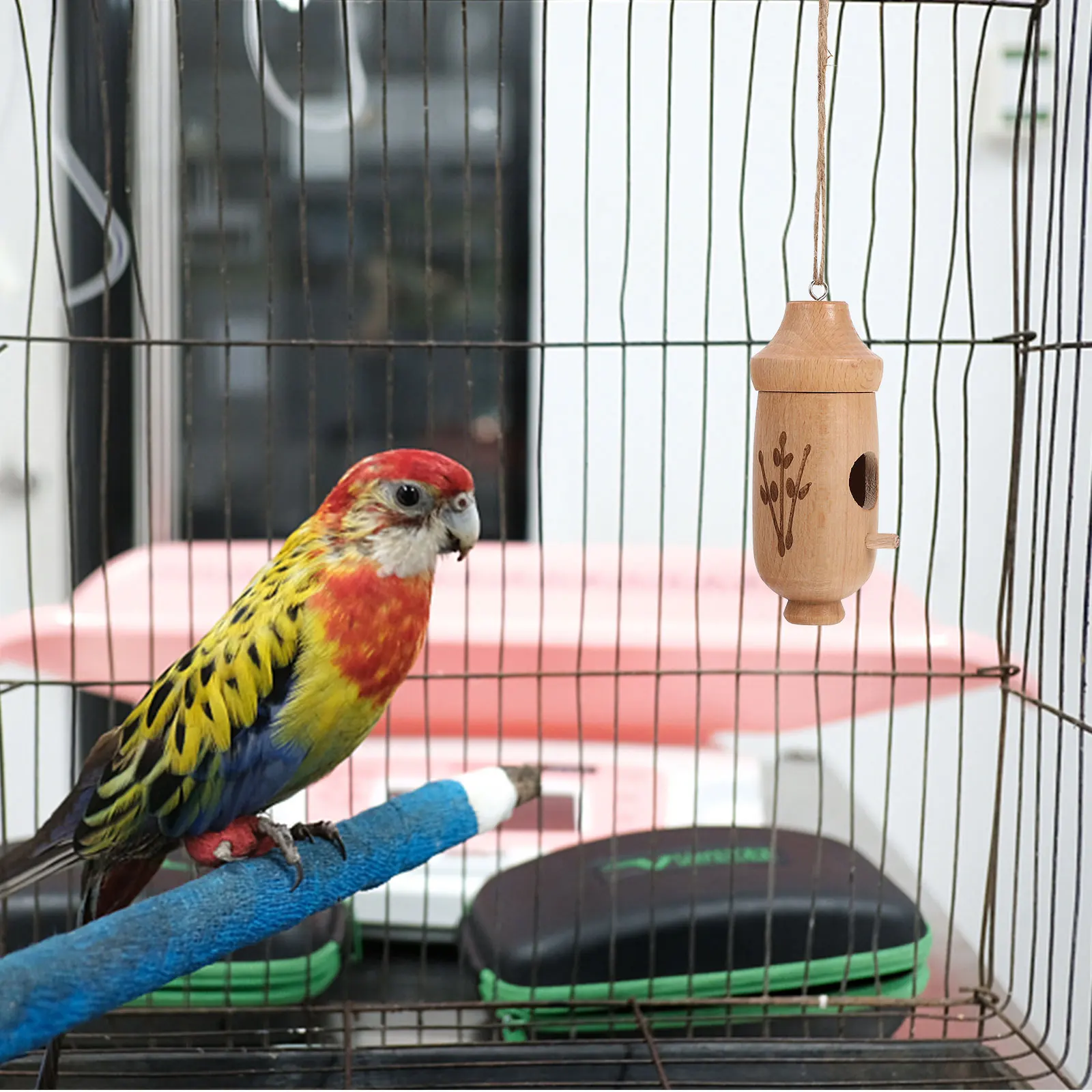 

Wooden Hanging Bird Feeder Durable Reliable Long Term Use Fine Polishing Comfortable Tray For Small Birds Garden Yard Outdoor