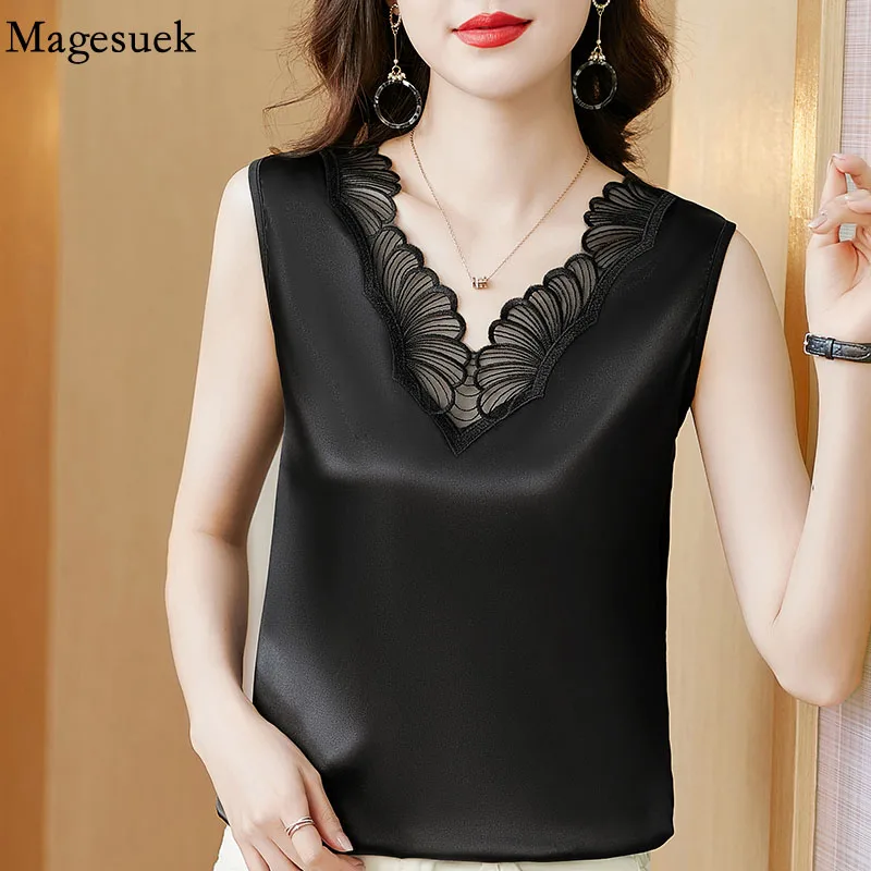 Korean Women Vest Summer Loose Satin Vests Lace Patchwork Blouse 2022 Vintage Sleeveless Silk Tank Tops V Neck Vest Blusas 19273