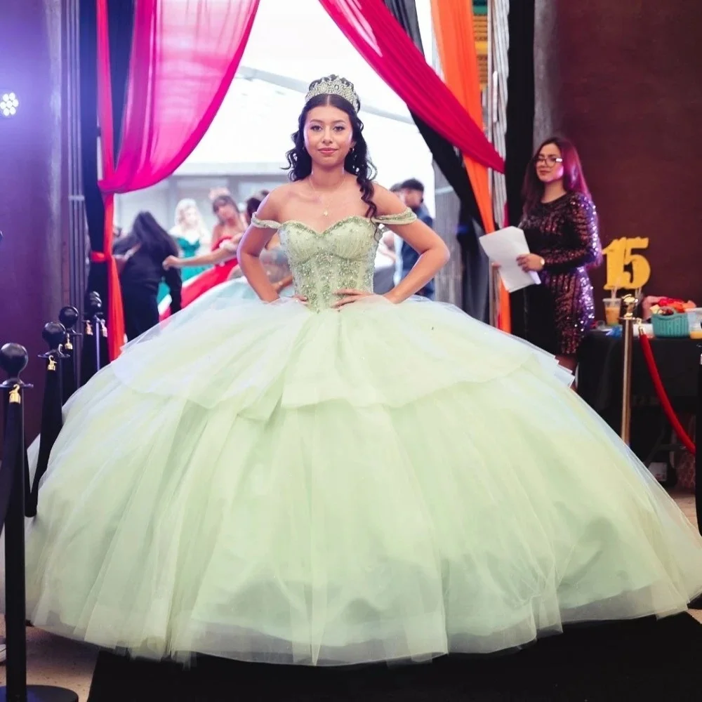 Мятно-зеленые платья Charro Quinceanera, бальное платье с открытыми плечами, расшитое бисером, мексиканские милые платья 16, 15 Anos по индивидуальному заказу
