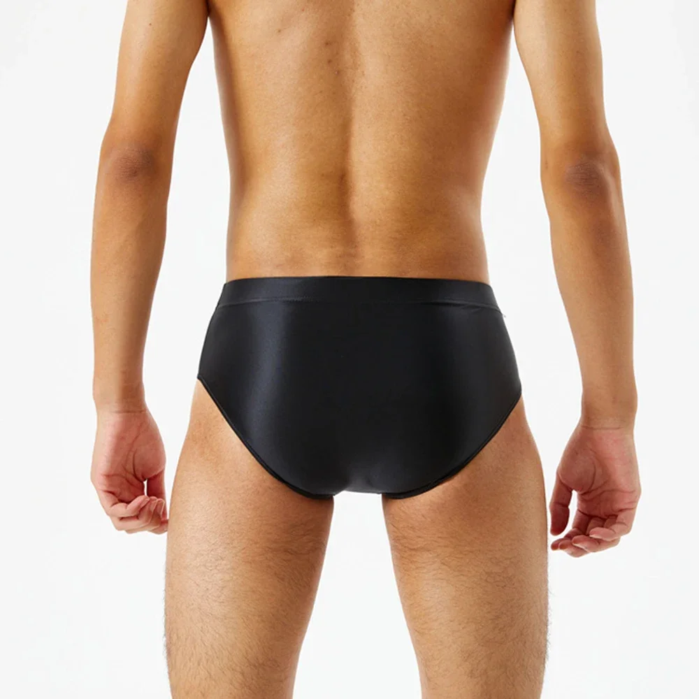 Herren glänzend Satin glänzend nass aussehen Schlüpfer Stretch Slips Herren sexy Unterwäsche Herren dreieckige Höschen Homosexuell Sissy Bulge under pants